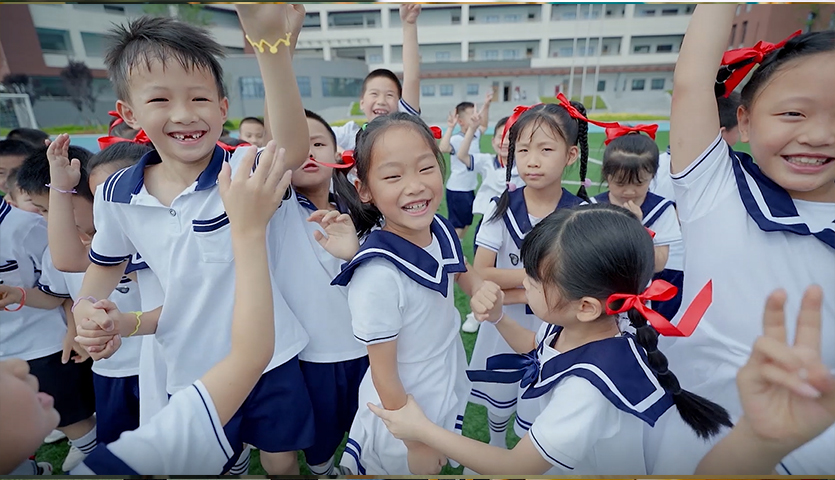 《学排队》